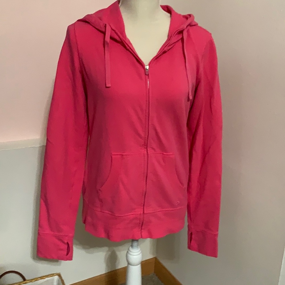 Gap body fit hooded sweatshirt.
